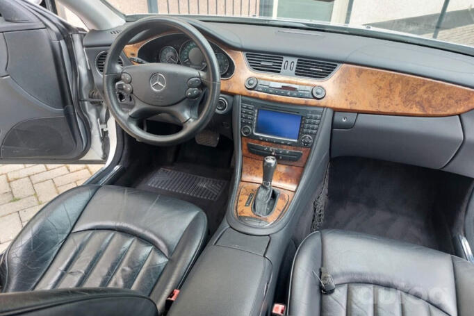 Mercedes-Benz CLS-Class C219 Sedan 4-doors