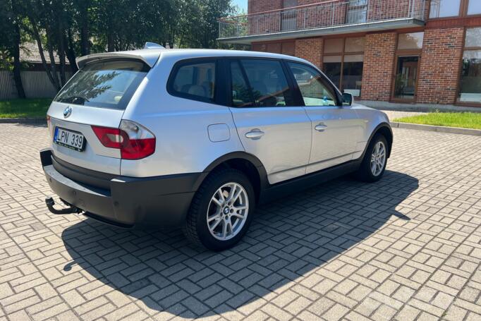 BMW X3 E83 Crossover