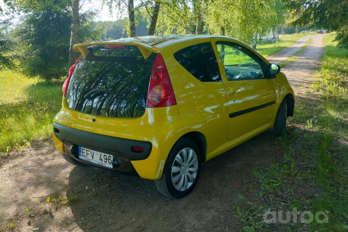 Peugeot 107 1 generation Hatchback 3-doors