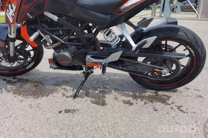KTM Duke
