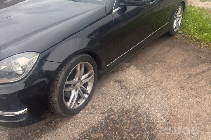 Mercedes-Benz C-Class W204/S204/C204 [restyling] Sedan 4-doors