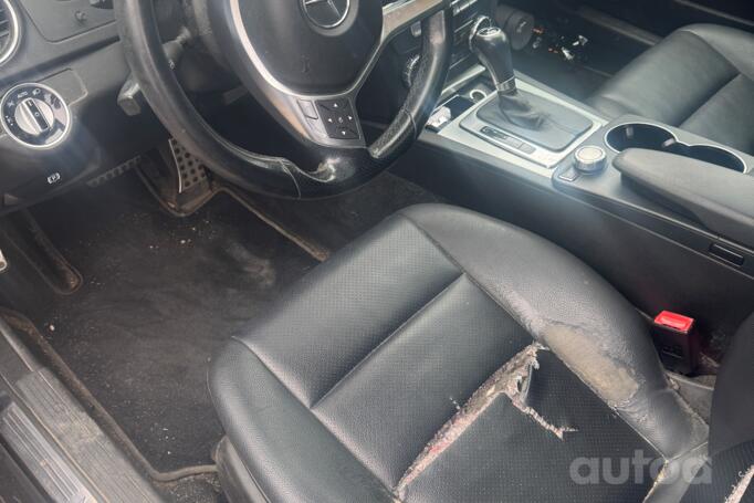 Mercedes-Benz C-Class W204/S204/C204 [restyling] Sedan 4-doors