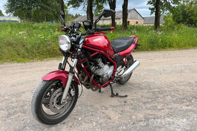 Yamaha XJ
