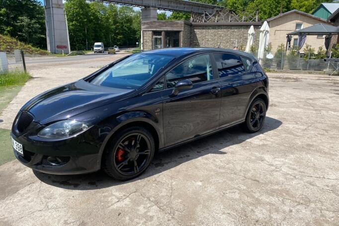 SEAT Leon 2 generation Hatchback 5-doors