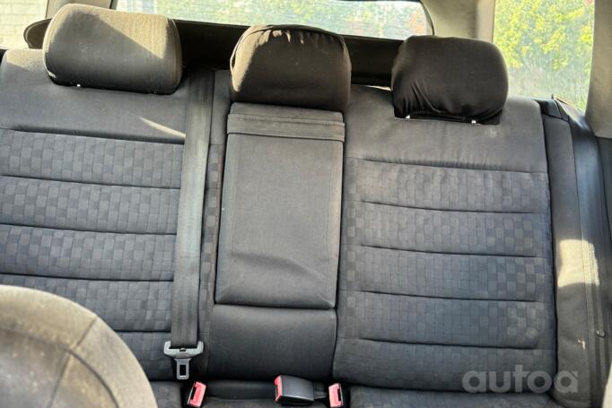 Audi A6 4B/C5 wagon 5-doors