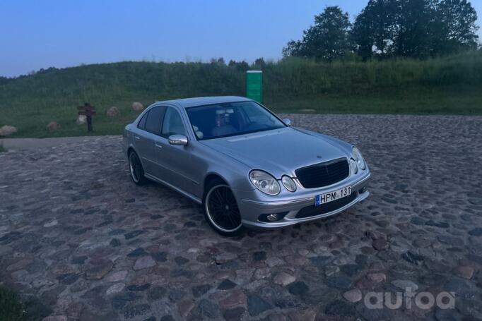 Mercedes-Benz E-Class W211 Sedan