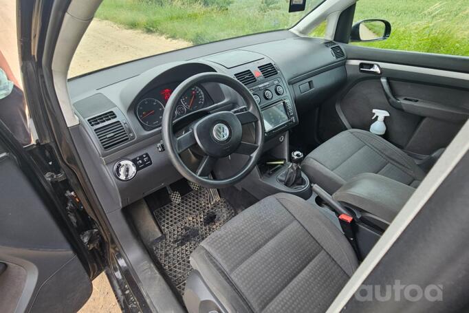 Volkswagen Touran 1 generation Minivan