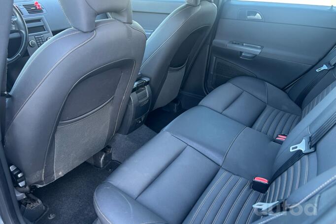 Volvo V50 1 generation [restyling]