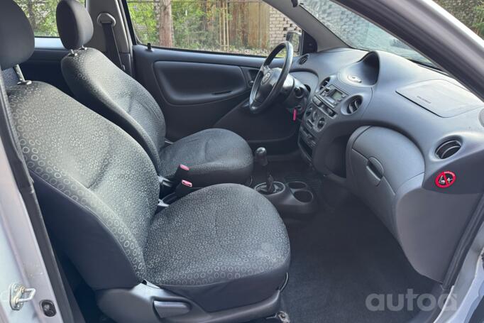 Toyota Yaris 1 generation [restyling]