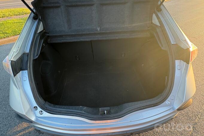 Honda Civic 8 generation Hatchback 5-doors