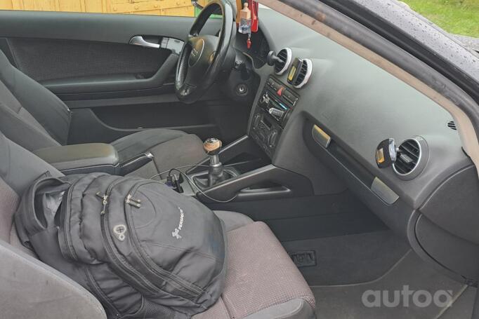 Audi A3 8L [restyling] Hatchback