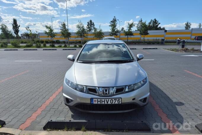 Honda Civic 8 generation [restyling] Hatchback 5-doors