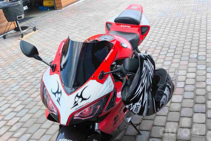 Honda CBR