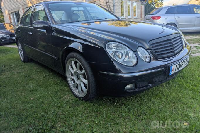 Mercedes-Benz E-Class W211 Sedan