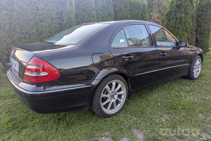Mercedes-Benz E-Class W211 Sedan