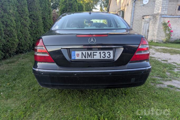 Mercedes-Benz E-Class W211 Sedan