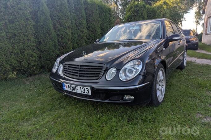Mercedes-Benz E-Class W211 Sedan