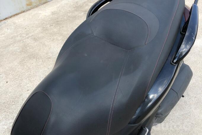 Yamaha X-MAX