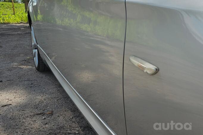 BMW 3 Series E90/E91/E92/E93 [restyling] Sedan