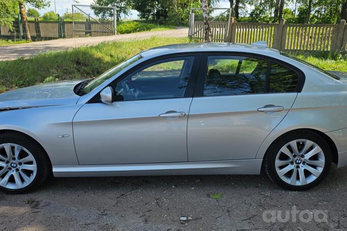 BMW 3 Series E90/E91/E92/E93 [restyling] Sedan