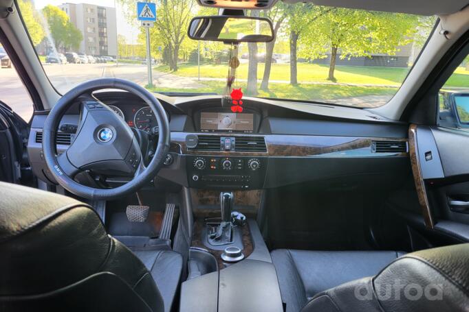 BMW 5 Series E60/E61 Touring wagon