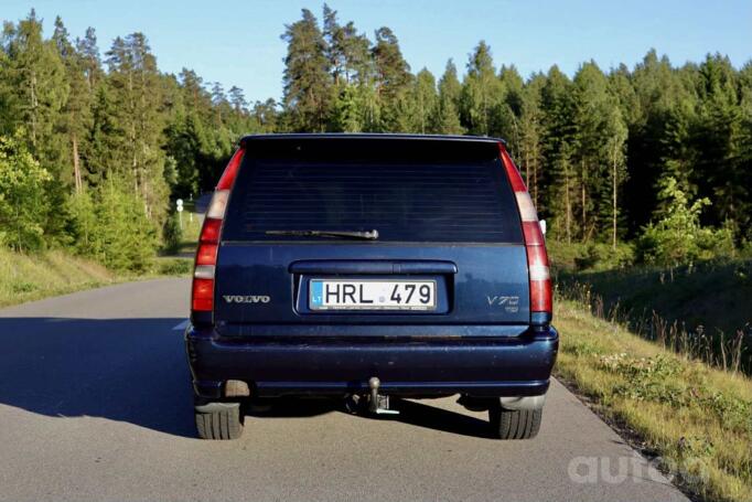 Volvo V70 1 generation wagon