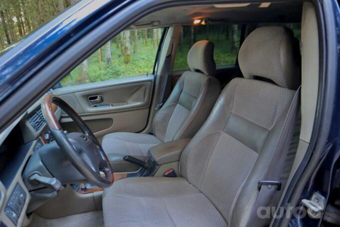 Volvo V70 1 generation wagon
