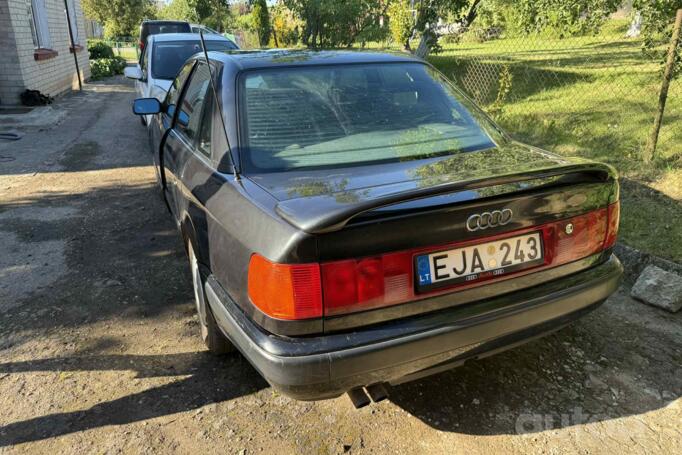 Audi 100 4A/C4 Sedan