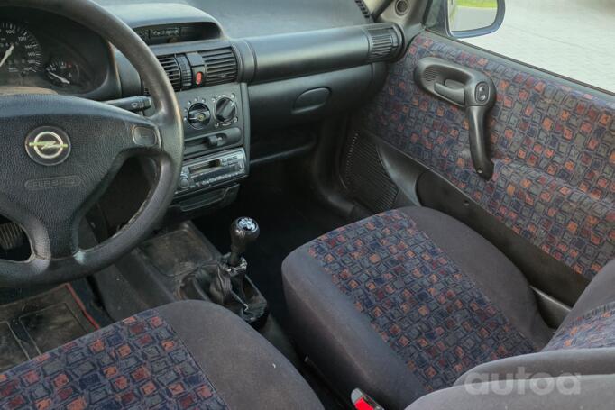 Opel Corsa B Hatchback 3-doors