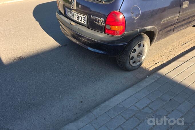 Opel Corsa B Hatchback 3-doors