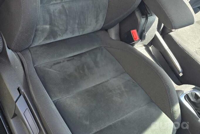 Volkswagen Golf 6 generation Hatchback 5-doors