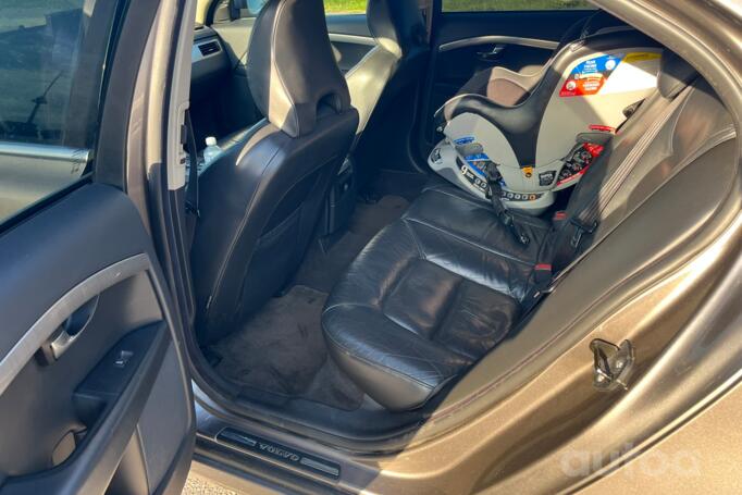 Volvo S80 2 generation Sedan
