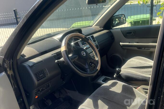 Nissan X-Trail T30 [restyling] Crossover