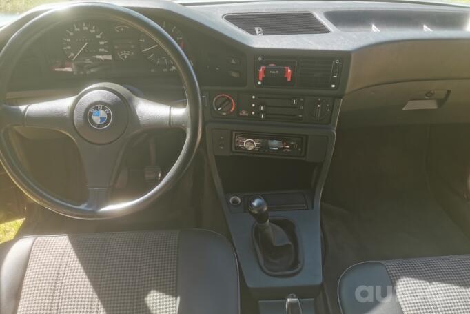 BMW 5 Series E28 Sedan