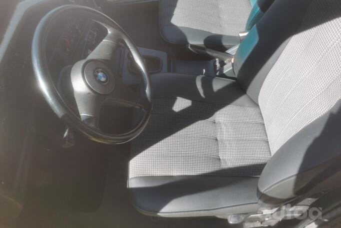 BMW 5 Series E28 Sedan