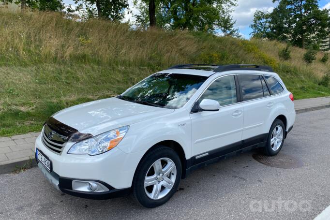 Subaru Outback 4 generation wagon