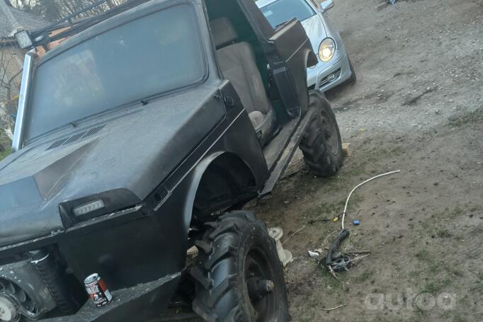 VAZ (Lada) 4x4 1 generation SUV