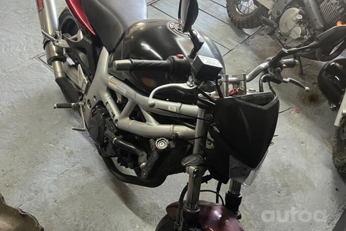 Suzuki SV