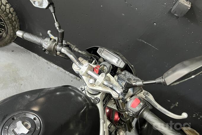 Suzuki SV