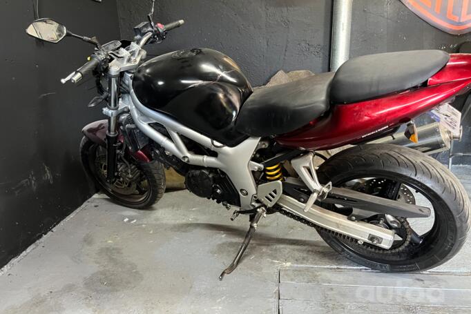 Suzuki SV