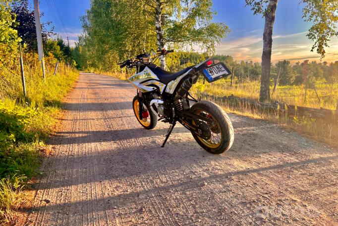 Yamaha WR