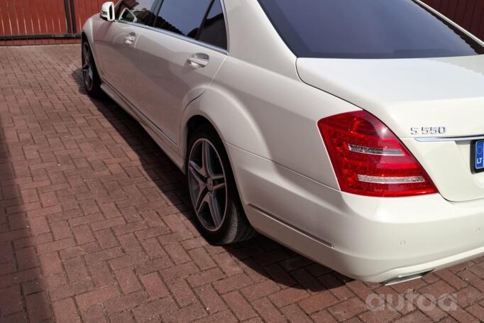 Mercedes-Benz S-Class W221 Sedan Long