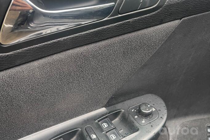 Volkswagen Passat B6 wagon 5-doors