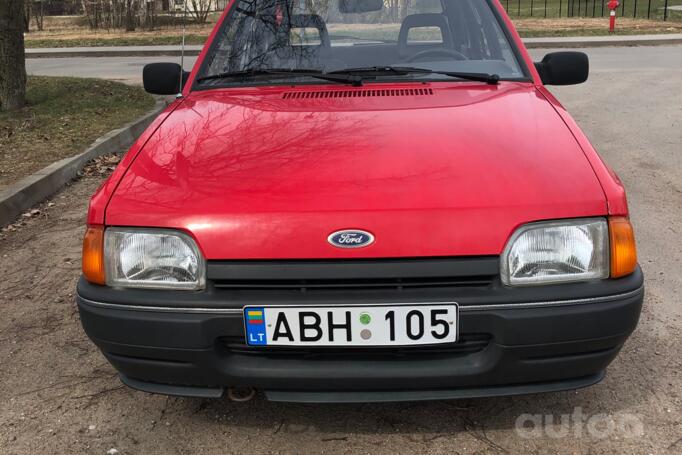 Ford Escort 4 generation Hatchback 5-doors