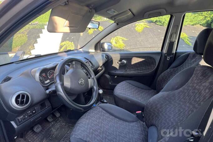 Nissan Note E11 Hatchback