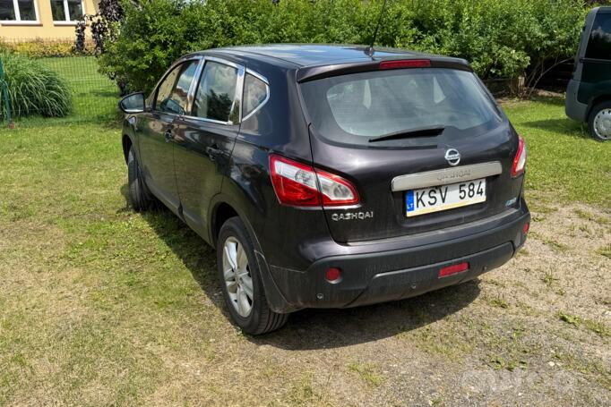 Nissan Qashqai 1 generation Crossover 5-doors