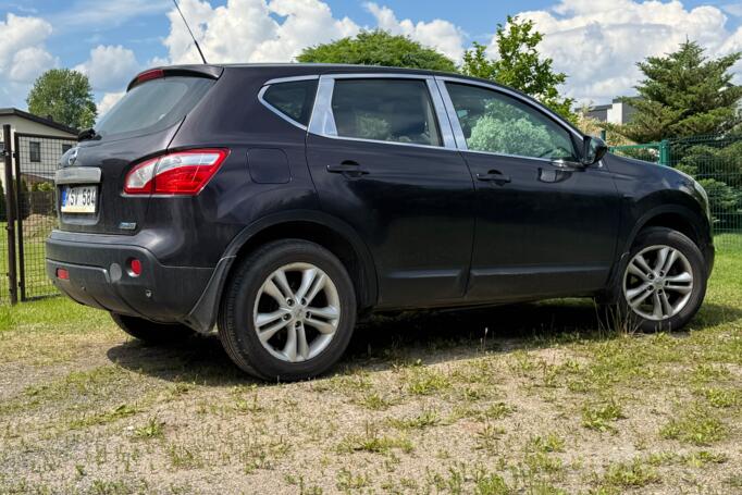 Nissan Qashqai 1 generation Crossover 5-doors