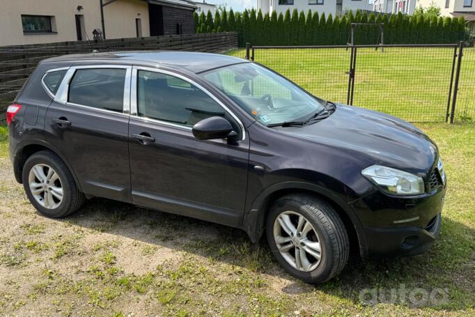 Nissan Qashqai 1 generation Crossover 5-doors