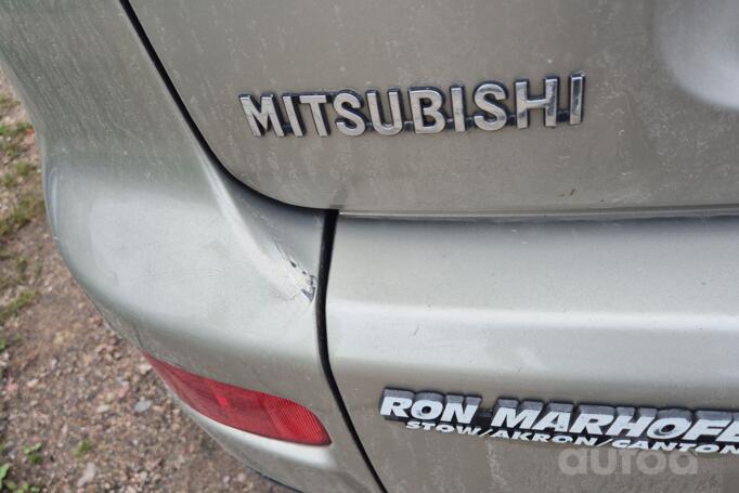 Mitsubishi Outlander 2 generation