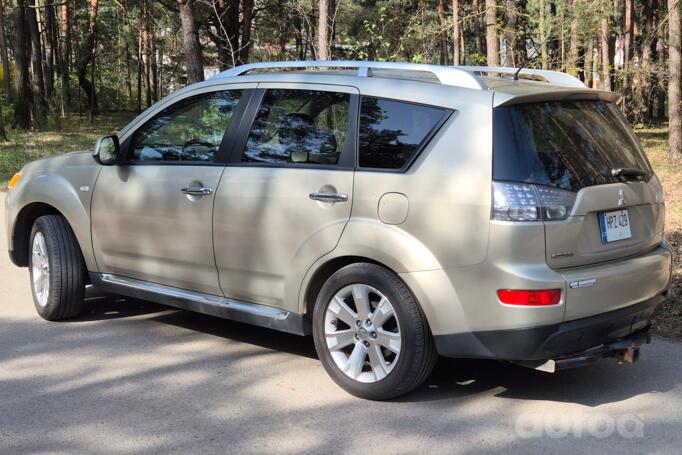 Mitsubishi Outlander 2 generation